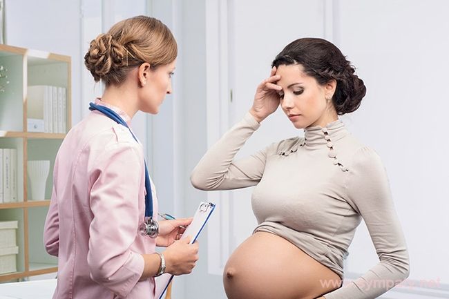 Опасна ли потеря аппетита во время беременности