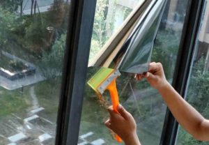 Как затонировать домашнее окно без тонера